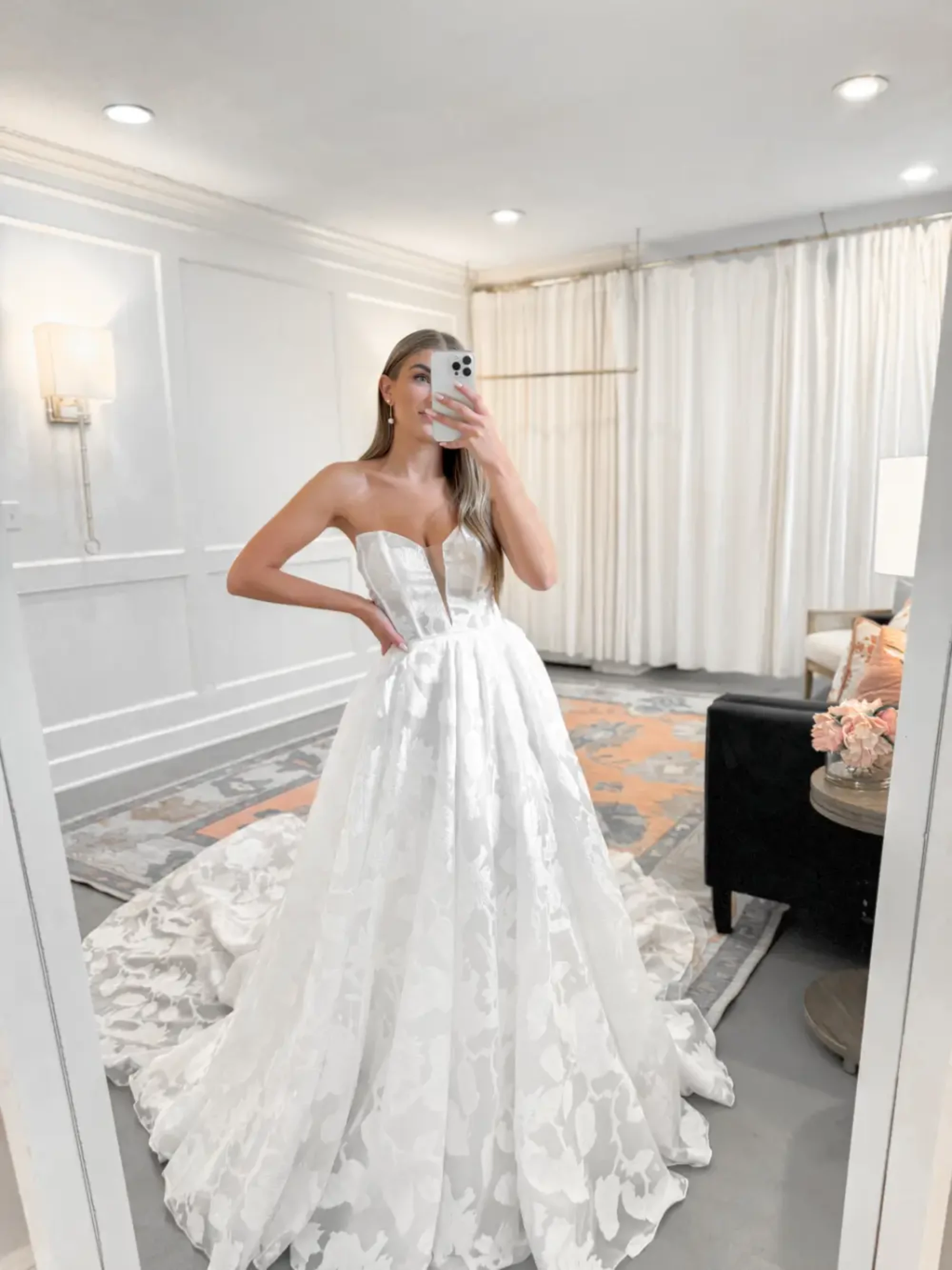 La Premiere | Kansas City Couture Wedding Dresses - Savannah
