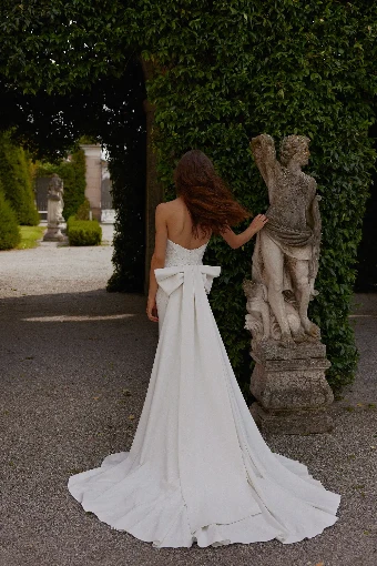 Plus Size Gowns Style #Isdora - Justin Alexander #1 thumbnail