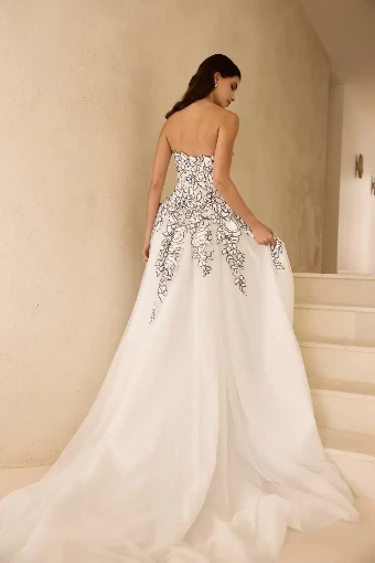 Plus Size Gowns Style #Dayana - La Premiere #1 thumbnail