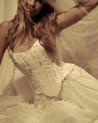 Hayley Paige Style #Bijou Bijou #1 thumbnail
